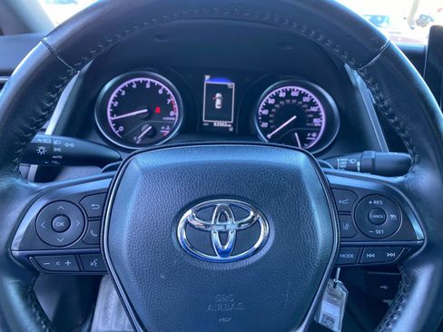 Used 2023 Toyota Camry SE image 14