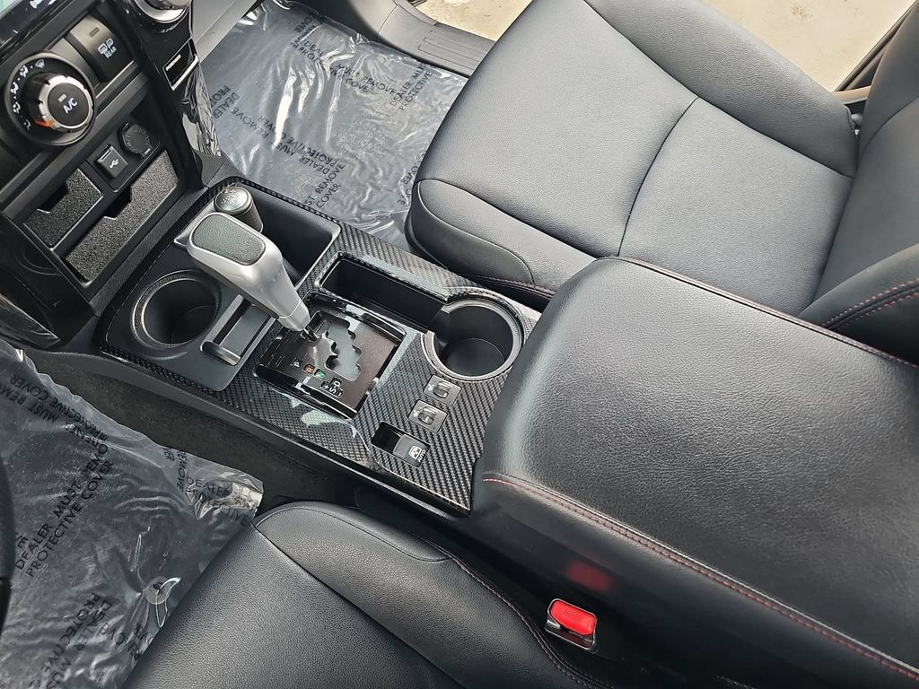 Used 2023 Toyota 4Runner TRD Off-Road Premium w/ Off Road Premium Plus Package AWD/4WD image 23