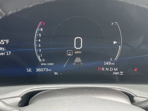 Used 2024 Cadillac XT4 Premium Luxury image 3