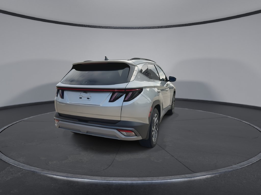 Used 2025 Hyundai Tucson Limited FWD image 8
