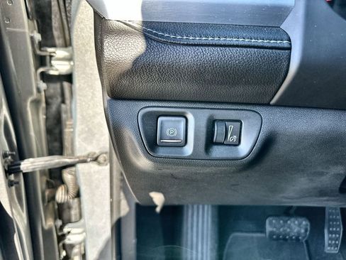 Used 2019 GMC Acadia SLT image 18