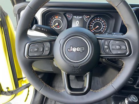Used 2024 Jeep Wrangler Sport S image 13
