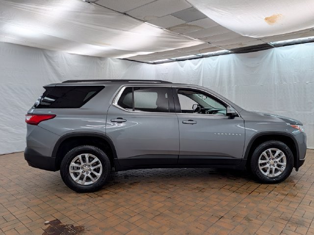 Used 2020 Chevrolet Traverse LT FWD image 7
