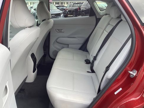 Used 2024 Hyundai Kona SEL AWD/4WD image 13