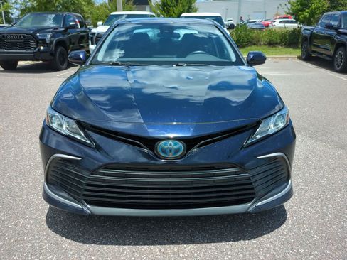 Used 2021 Toyota Camry LE FWD image 9
