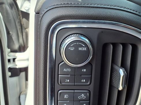 Used 2023 GMC Sierra 3500 Denali w/ Denali Ultimate Package image 33