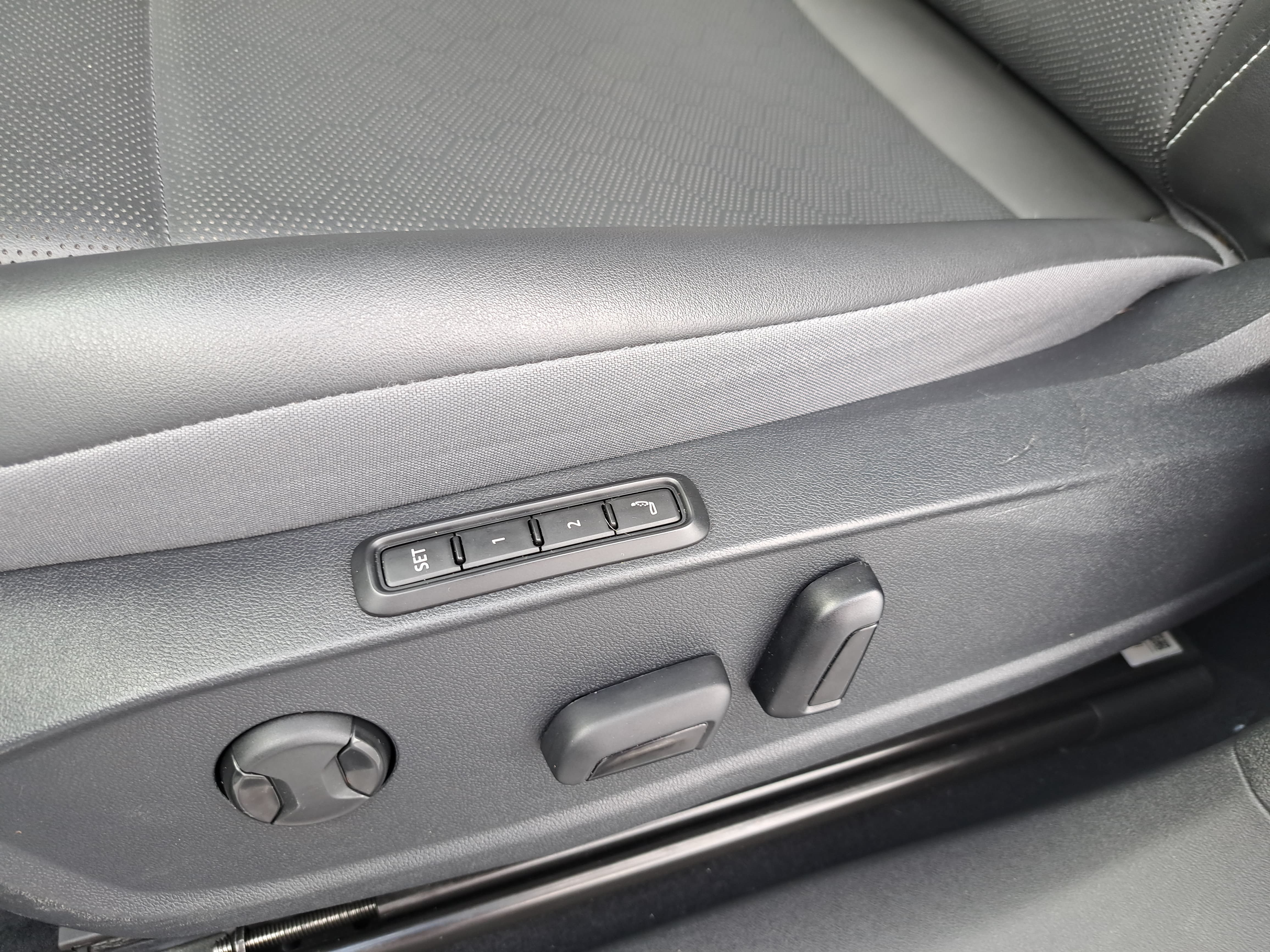 Certified 2023 Volkswagen ID.4 S RWD image 28