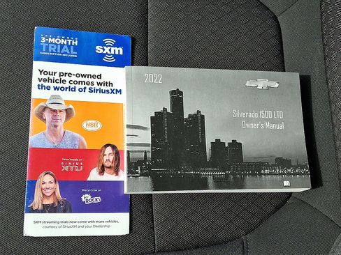 Used 2022 Chevrolet Silverado 1500 RST w/ LPO, Blackout Package image 26