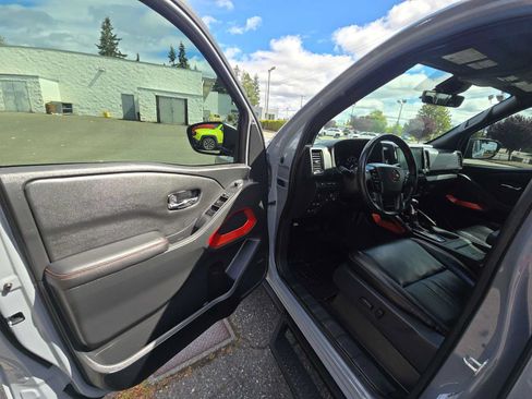 Used 2023 Nissan Frontier PRO-4X w/ Pro-4X Premium Package AWD/4WD image 20