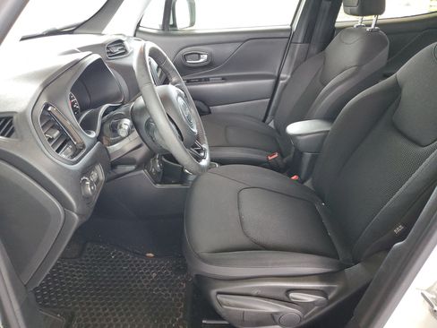Certified 2020 Jeep Renegade Altitude AWD/4WD image 18