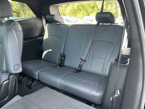 Used 2023 Buick Enclave Essence w/ Sport Touring Edition image 16