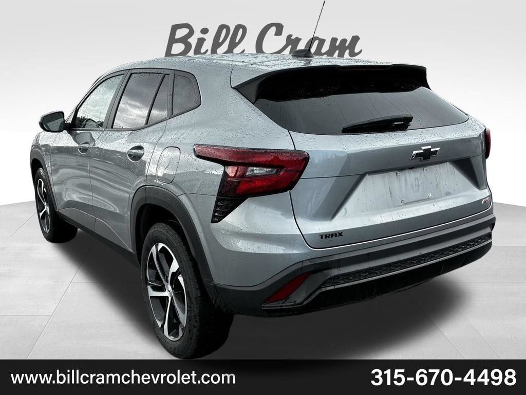 Used 2024 Chevrolet Trax RS FWD image 30