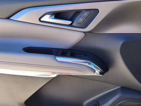 New 2026 Chevrolet Traverse LT w/ Driver Confidence Package FWD image 17