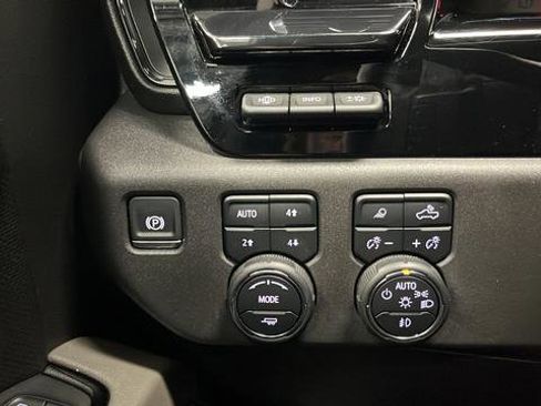Used 2024 Chevrolet Silverado 1500 ZR2 w/ Technology Package AWD/4WD image 37