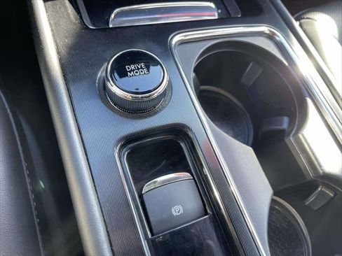 Used 2022 Lincoln Corsair AWD w/ Equipment Group 101A image 30