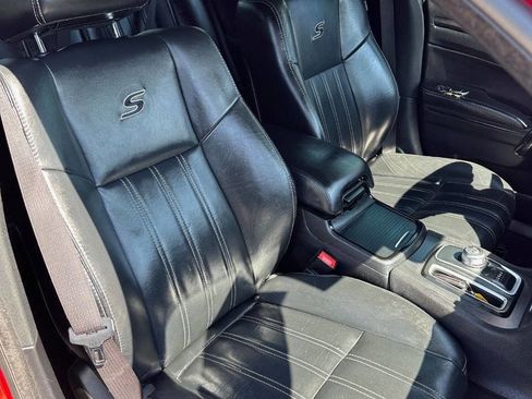 Used 2015 Chrysler 300 S w/ 300S Premium Group image 17