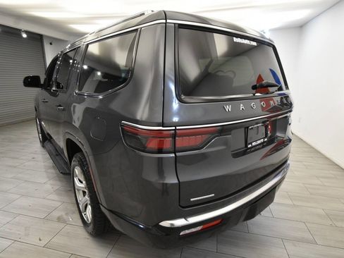 Used 2022 Jeep Wagoneer Series II image 3