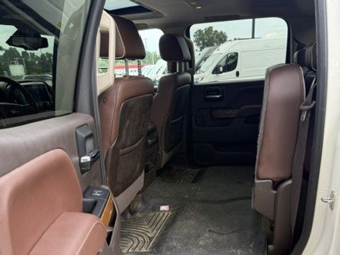 Used 2015 Chevrolet Silverado 1500 High Country AWD/4WD image 18