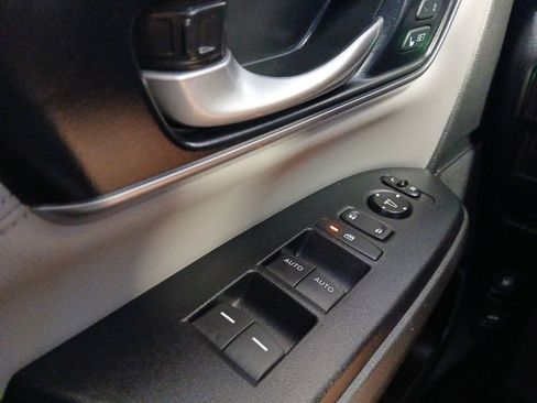Used 2021 Honda CR-V EX-L image 18