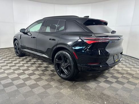 Used 2024 Chevrolet Equinox EV RS image 5