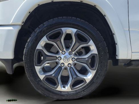 Used 2024 RAM 1500 Limited AWD/4WD image 11
