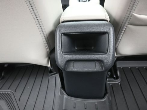 Used 2024 Honda HR-V EX-L image 12