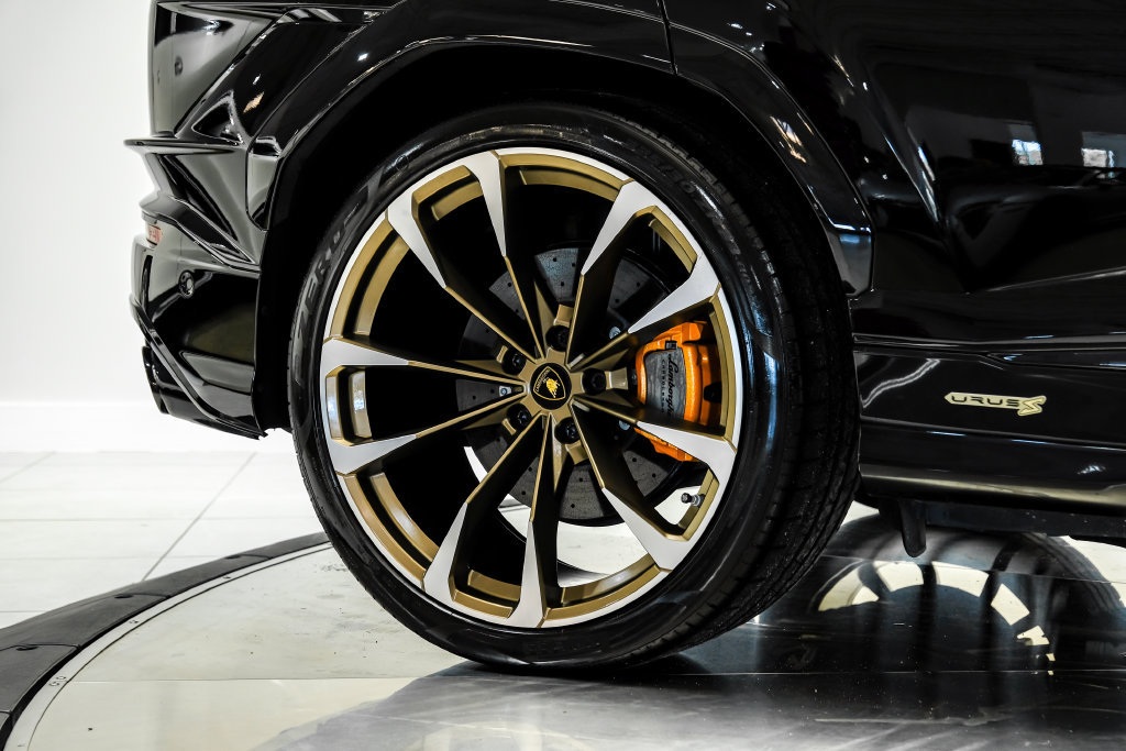 Used 2024 Lamborghini Urus S AWD/4WD image 74