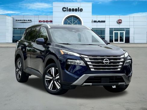 Used 2026 Nissan Rogue SL image 1