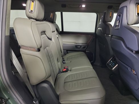 Used 2024 Rivian R1S Adventure AWD/4WD image 23
