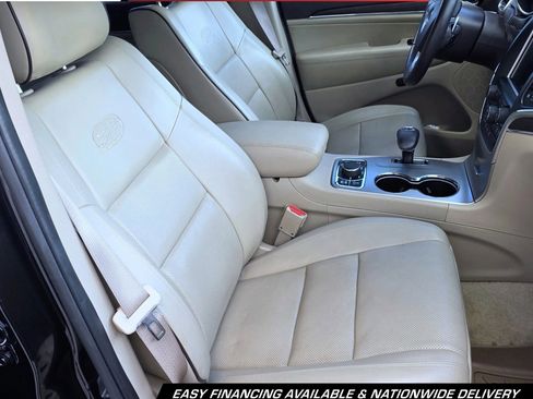 Used 2015 Jeep Grand Cherokee Overland AWD/4WD image 18