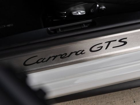 Used 2012 Porsche 911 Carrera GTS RWD image 26
