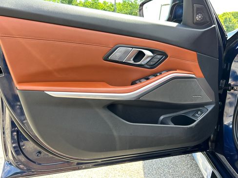 Used 2026 BMW M3 w/ Executive Package RWD image 9