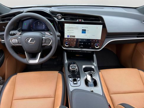 Certified 2025 Lexus RZ 450e image 12