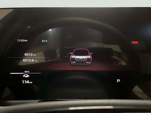 Used 2025 Audi Q6 e-tron Premium Plus w/ Premium Plus image 10