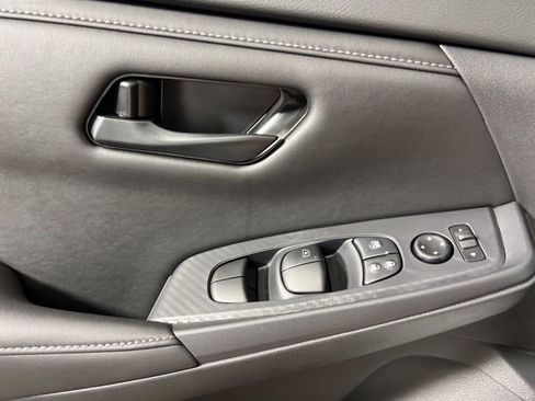 New 2025 Nissan Sentra S FWD image 25