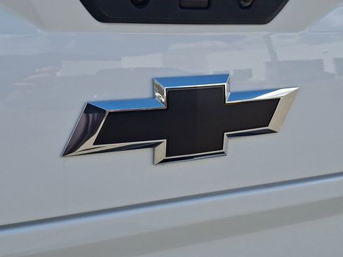 Used 2024 Chevrolet Silverado 1500 RST AWD/4WD image 30