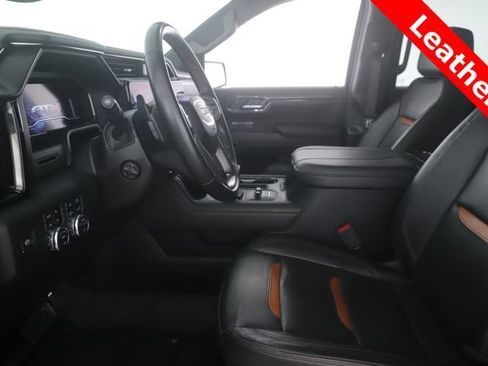 Used 2024 GMC Sierra 1500 AT4 w/ AT4 Preferred Package AWD/4WD image 16