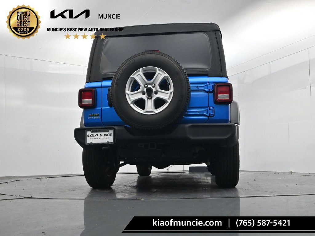 Used 2022 Jeep Wrangler Unlimited Sport AWD/4WD image 43