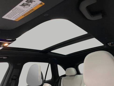 New 2026 Mercedes-Benz GLC 300 4MATIC image 30