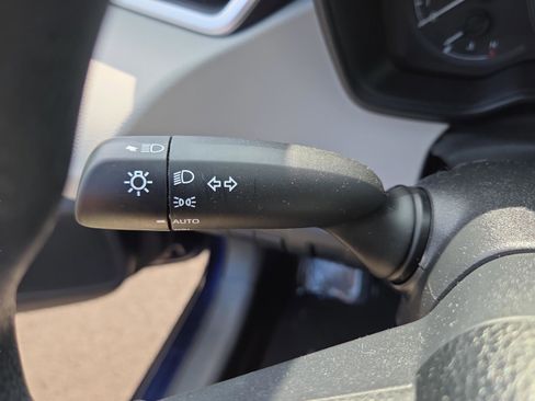 Used 2022 Toyota Corolla LE FWD image 13