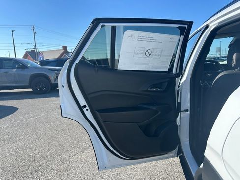 New 2026 Chevrolet Trax LT w/ Driver Confidence Package image 9