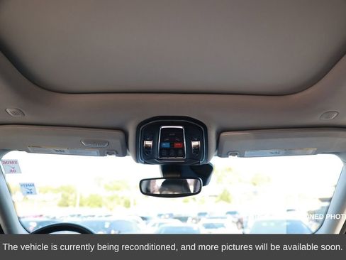 Used 2022 Jeep Grand Cherokee Limited 4xe image 31