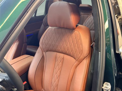 New 2026 BMW ALPINA XB7 AWD/4WD image 12