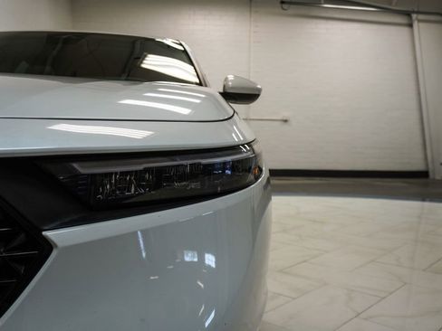 Used 2024 Honda Accord EX image 37