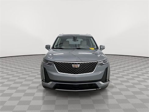 Certified 2024 Cadillac XT6 Premium Luxury w/ Technology Package image 3
