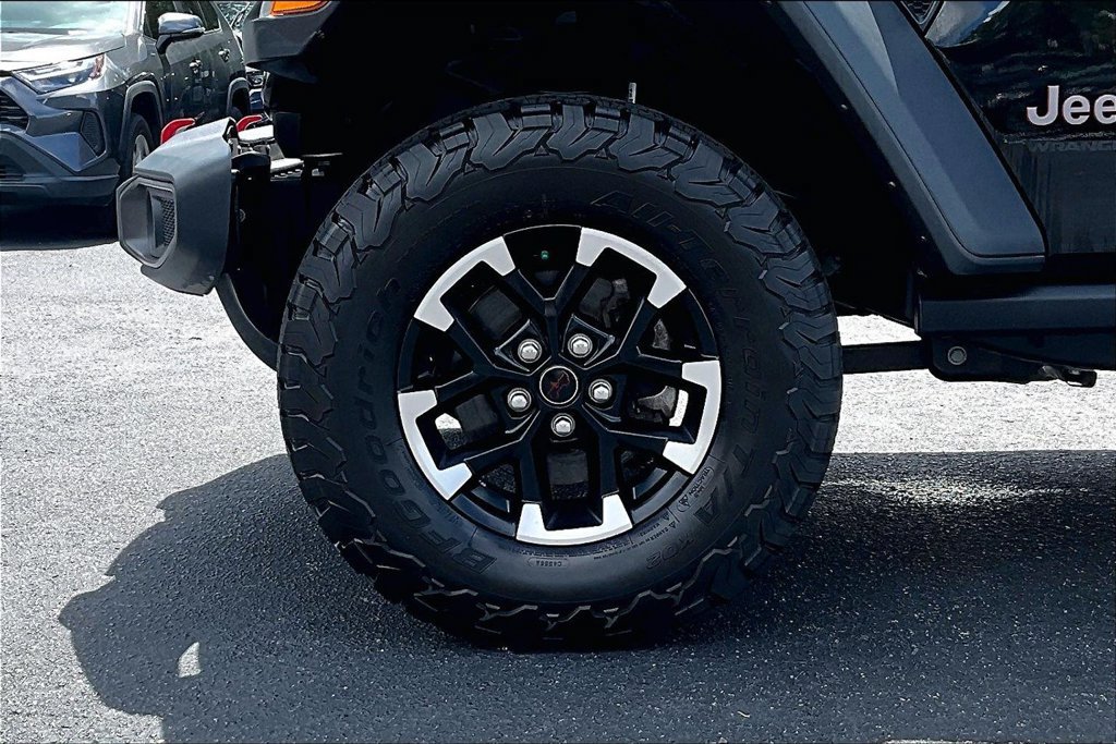 Used 2026 Jeep Wrangler Unlimited Rubicon AWD/4WD image 30