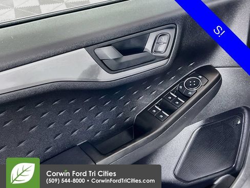 Used 2020 Ford Escape S FWD image 12
