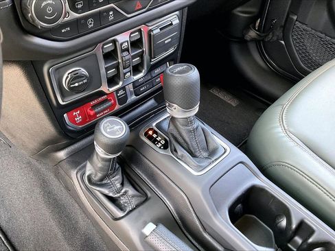 New 2026 Jeep Gladiator Mojave w/ Safety Group AWD/4WD image 29