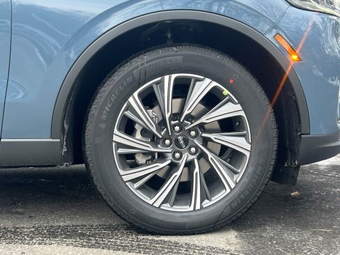 New 2026 Lincoln Aviator Premiere Sport Utility image 6