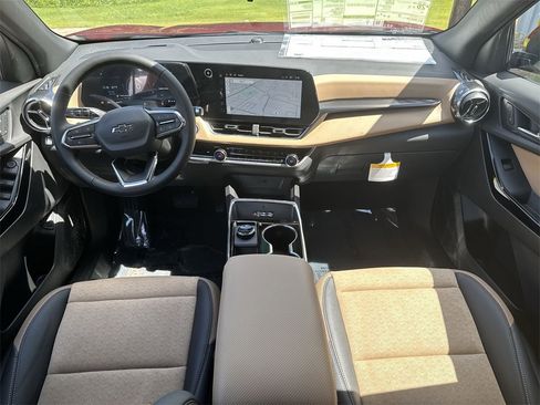 New 2026 Chevrolet Equinox ACTIV w/ Convenience Package III image 29